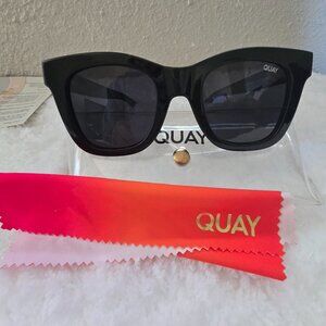 Quay black sunglasses - used